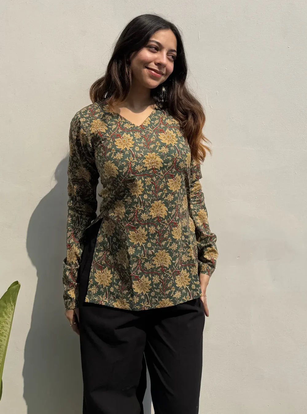 Bloom in Style – Elegant & Trendy Short Kurtis for Women