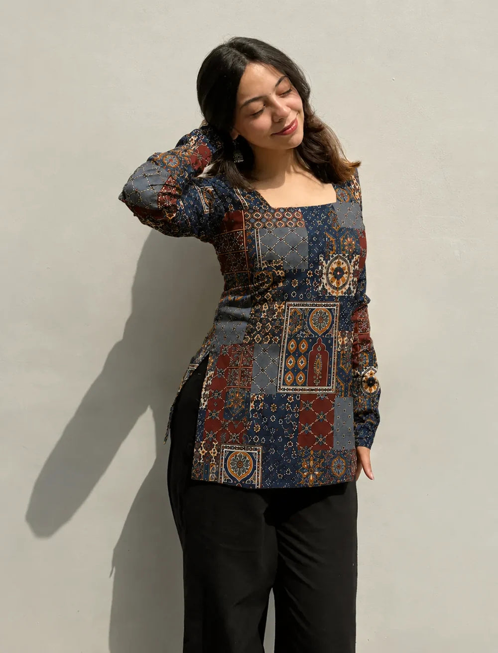 Beautiful Short Kurti for Women – Fashionable Indian Ethnic Wear Perfect for Casual and Special Occasions