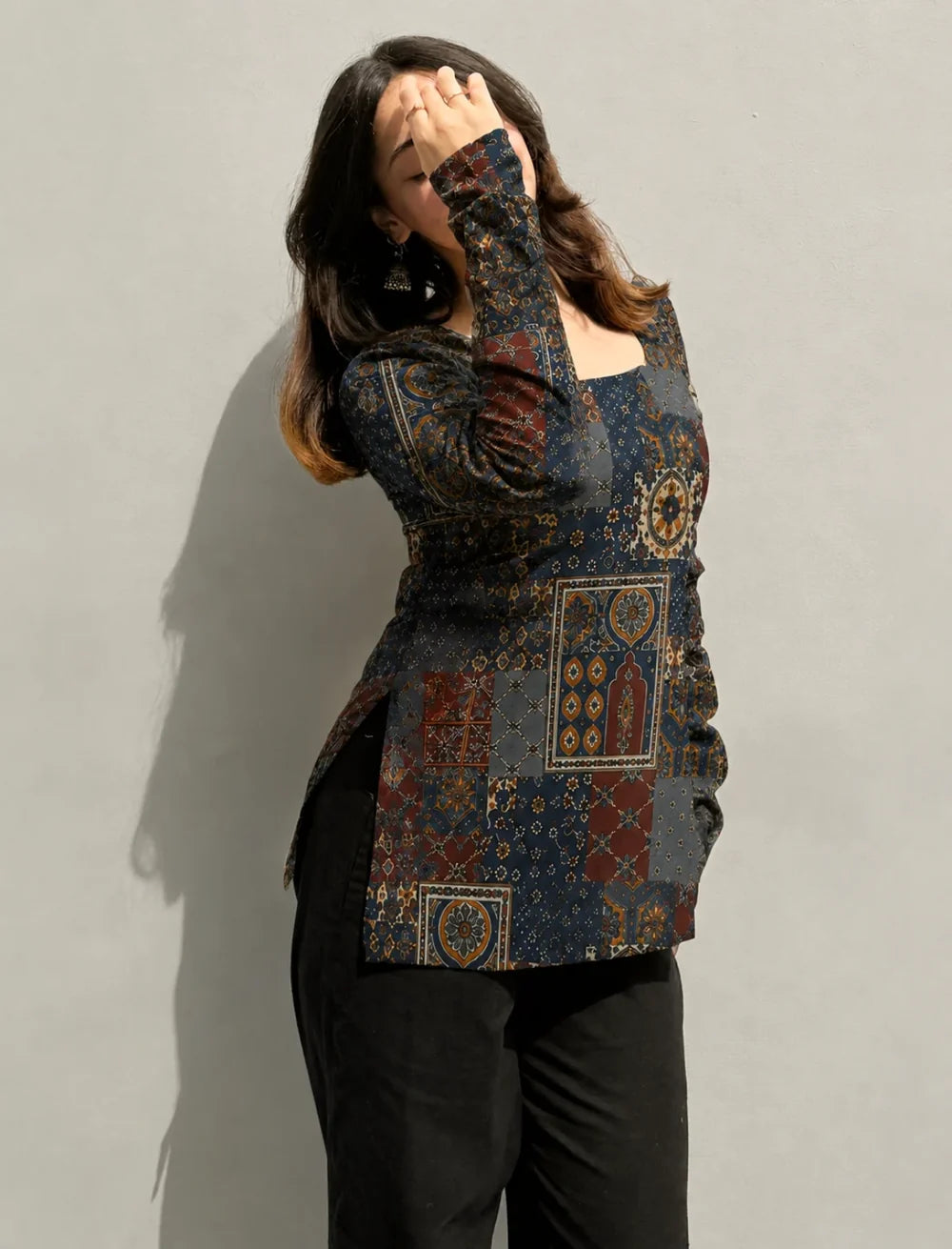Beautiful Short Kurti for Women – Fashionable Indian Ethnic Wear Perfect for Casual and Special Occasions