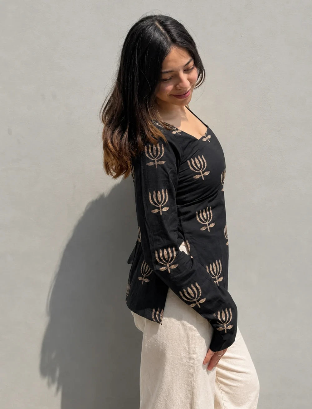 Women’s Elegant Short Kurti – Stylish Ethnic Wear for Casual & Festive Occasions