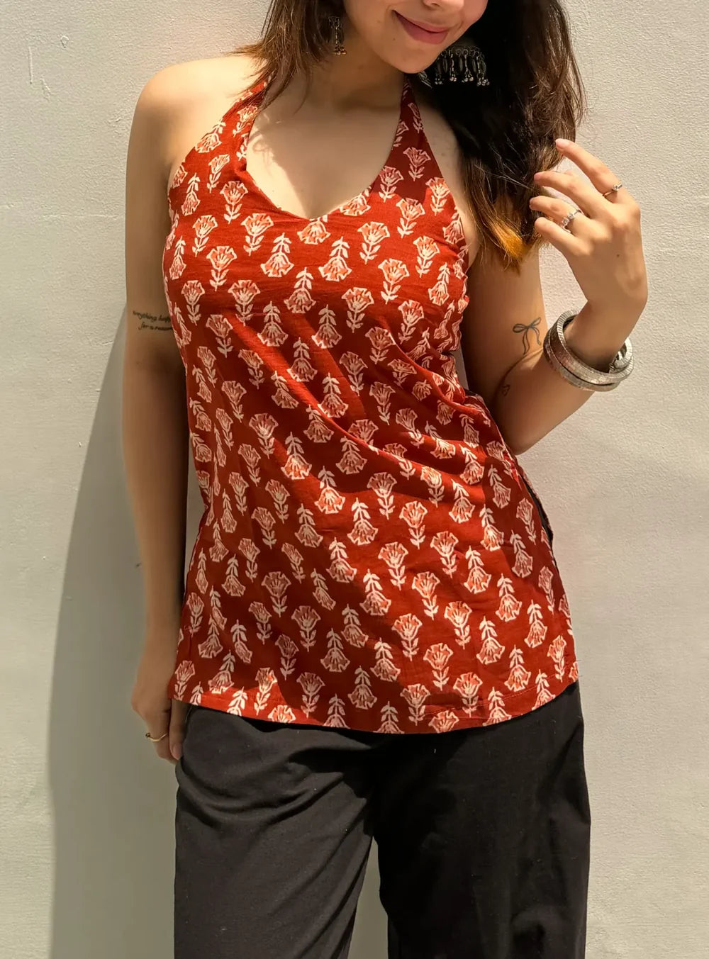The Chic Kurti Edit – Modern Styles with a Touch of Tradition