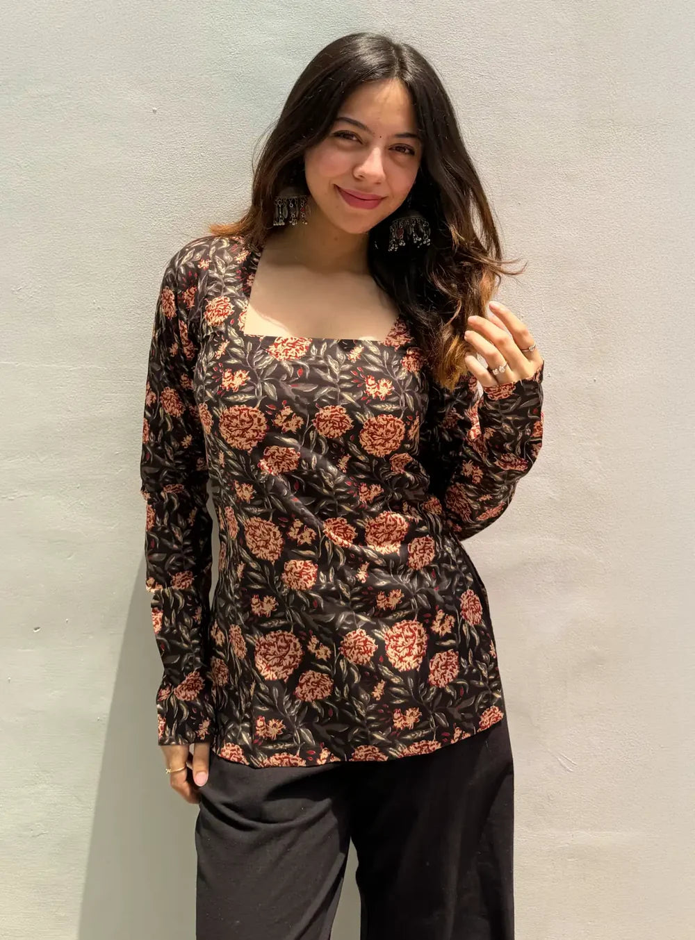 Trendy Indian Short Kurti for Women – Comfortable and Elegant Ethnic Wear for Everyday Styling