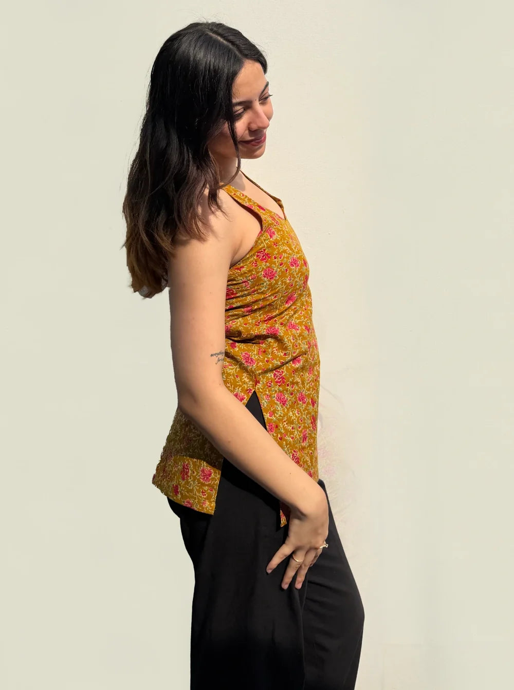 Tradition Meets Trend – Contemporary Short Kurtis for Women