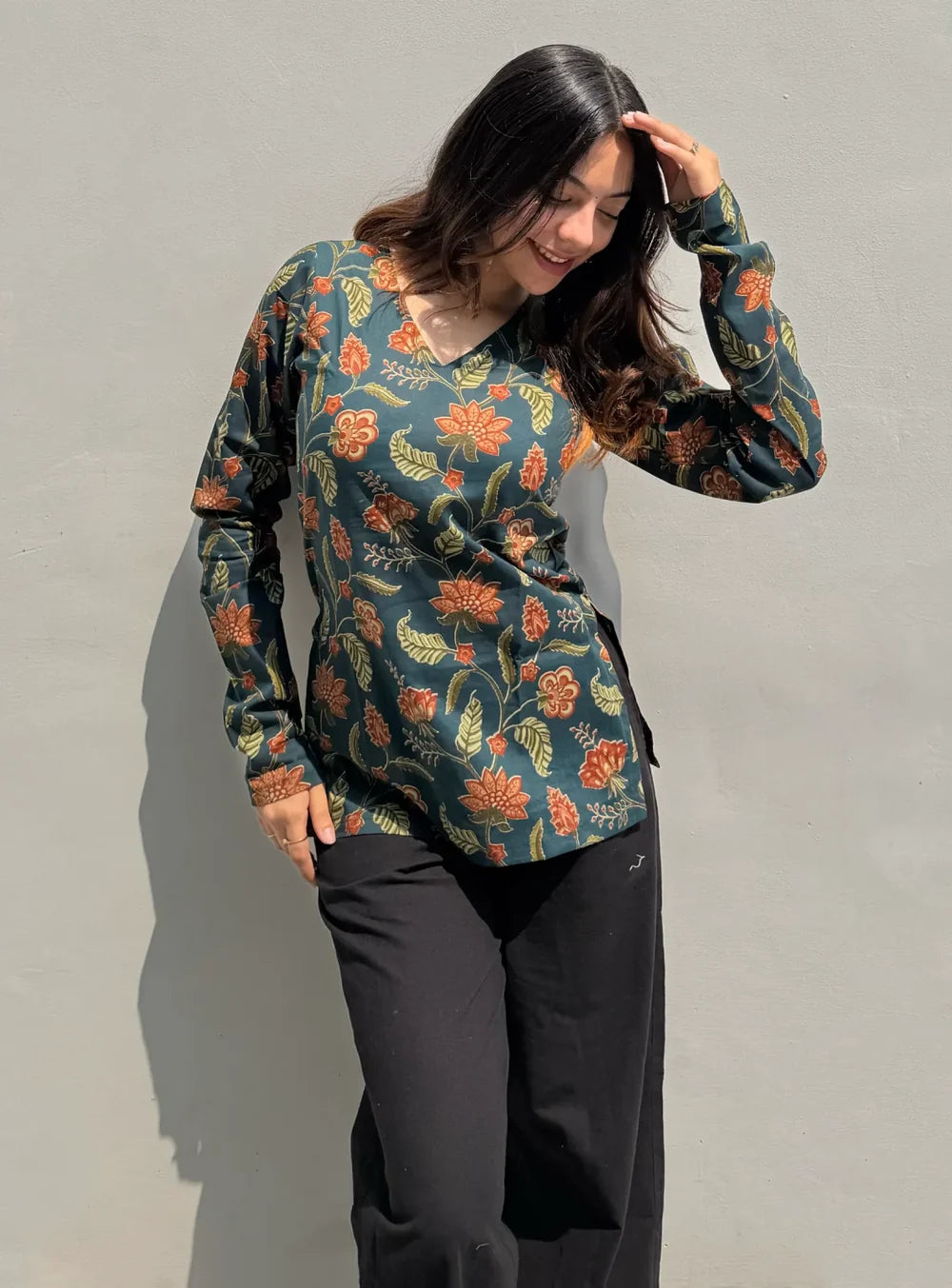 Grace Meets Glamour – Exclusive Short Kurtis for Effortless Indian Fashion
