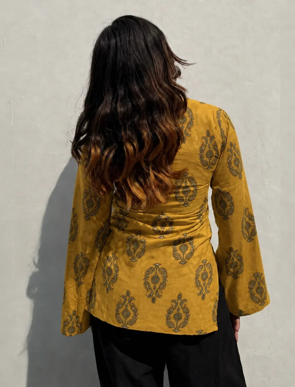 The Perfect Blend of Comfort & Style – Women’s Short Kurti Collection