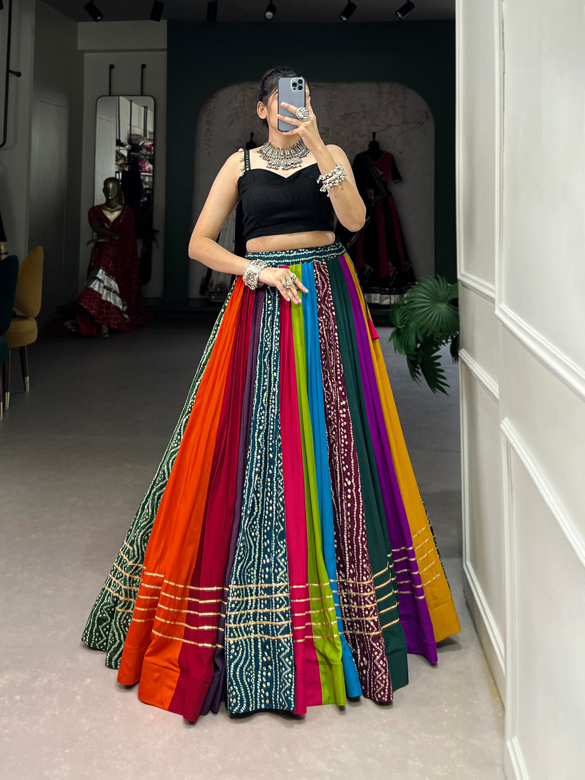 Women's Dola Silk Lehenga Choli Printed Lehenga with Foil Work Traditional Ethnic Wear with Unstitched Blouse Piece for Wedding & Festive Occasions