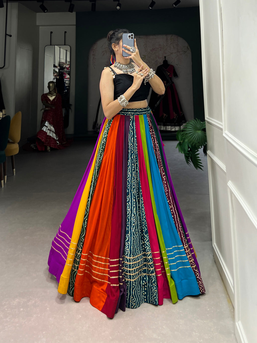 Women's Dola Silk Lehenga Choli Printed Lehenga with Foil Work Traditional Ethnic Wear with Unstitched Blouse Piece for Wedding & Festive Occasions